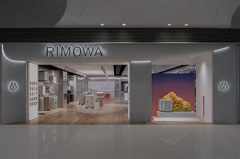 Rimowa store locator - Store locator. Find the nearest RIMOWA store or client care center anywhere in the world. Address, City, Name. submit. Filter by: Filter by: RIMOWA Stores. RIMOWA REPAIRS. Hotel Repair Services RIMOWA Stores. RIMOWA STOCKISTS. Footer. Quality tested. Each suitcase is individually inspected.